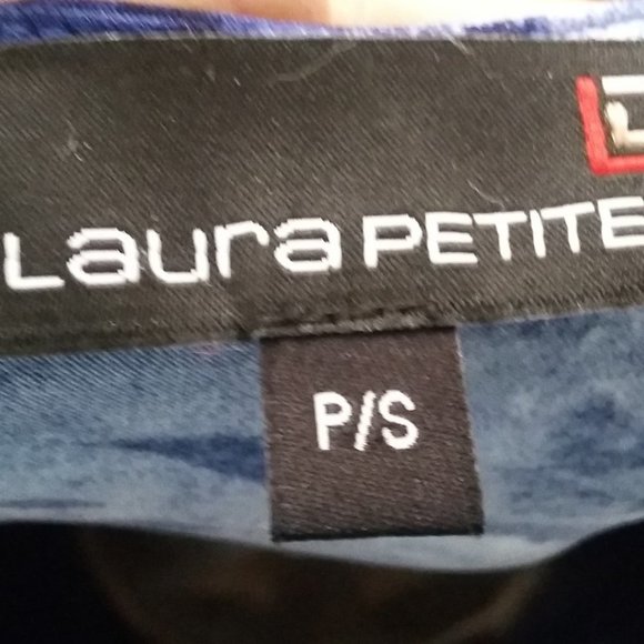 ✨ Host Pick✨ Laura | Ruched twist-side print blouse - Picture 4 of 5